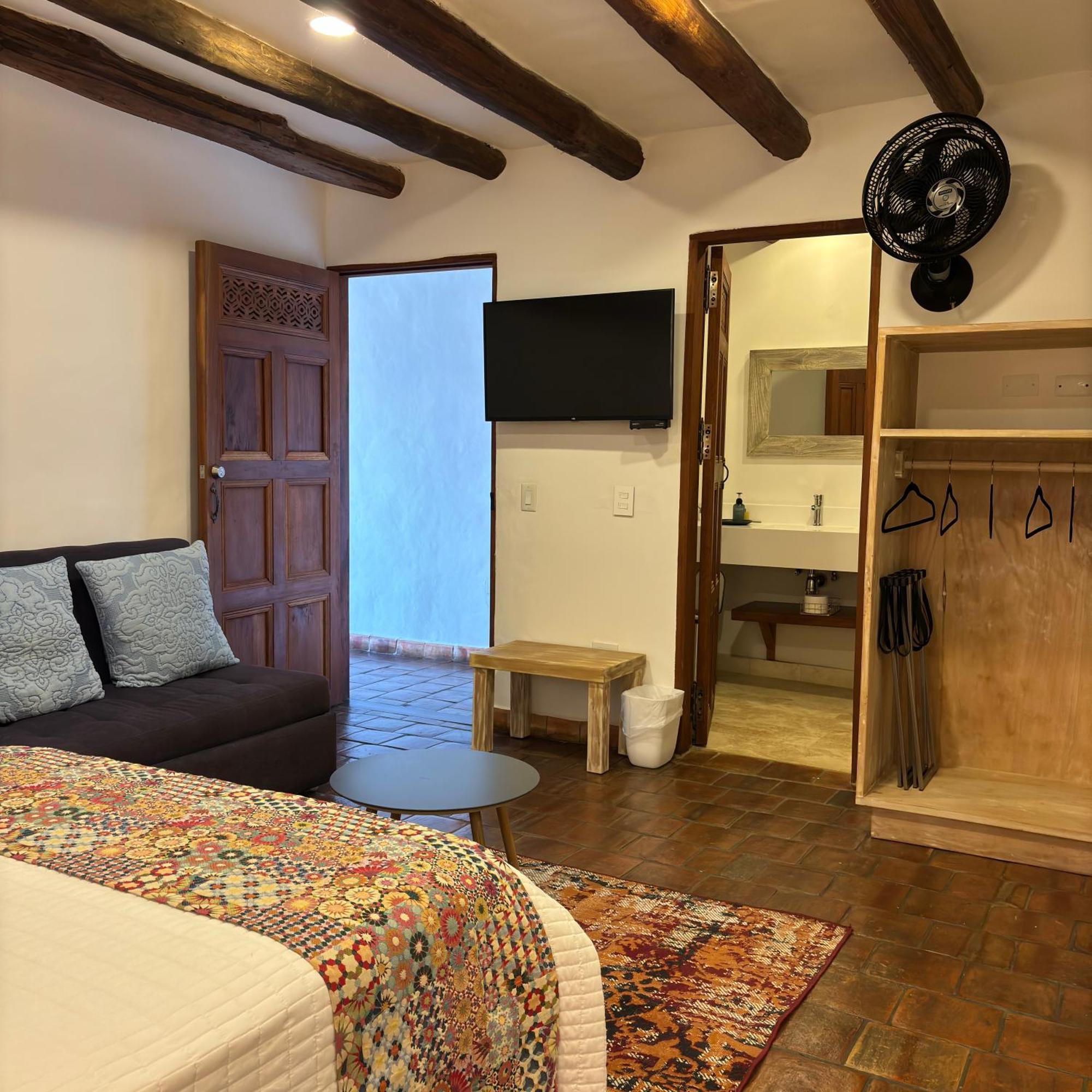 Отель Santa Sofia Casa Boutique Баричара Экстерьер фото